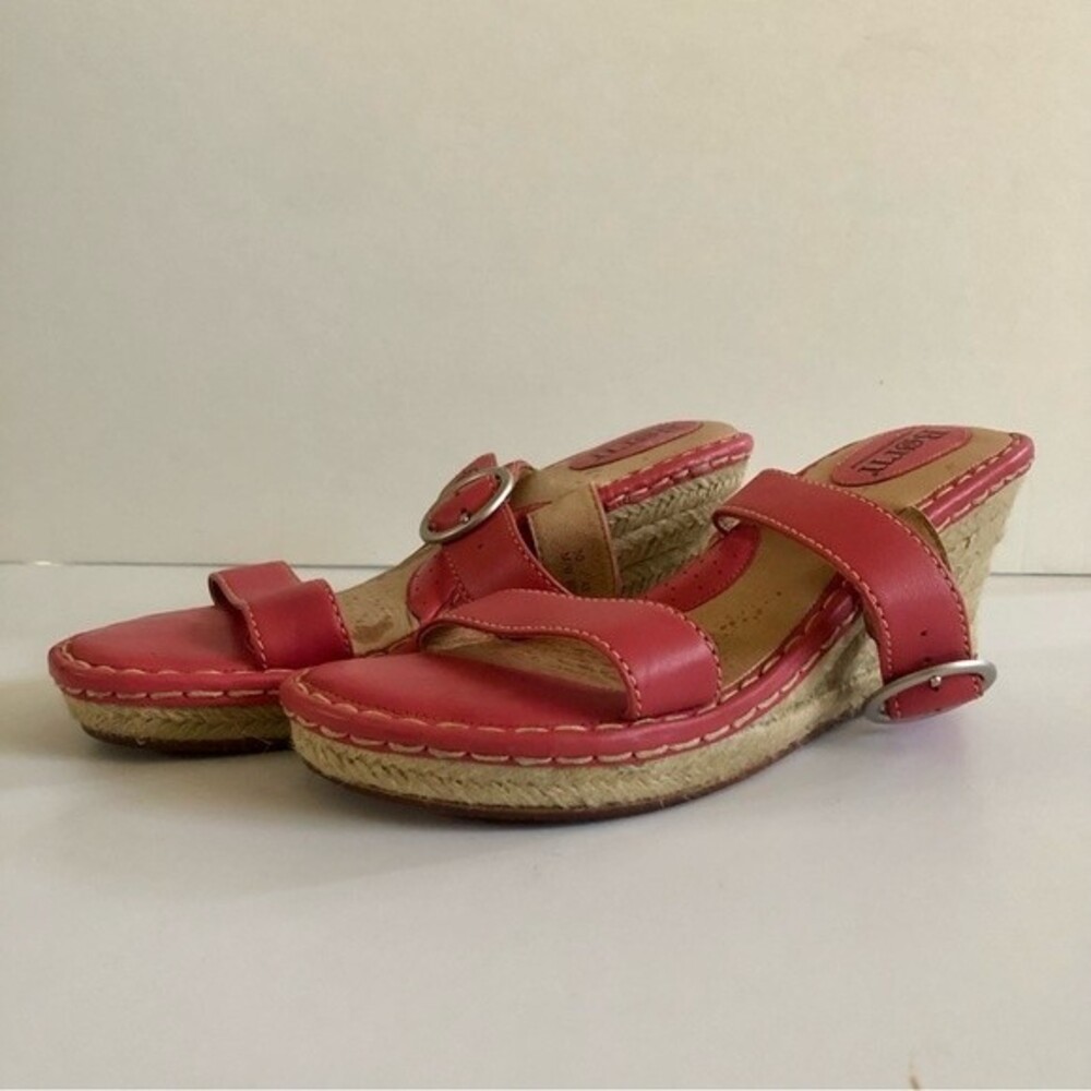 Born Pink Leather Wedge Sandal Size 10 Summer Coastal Boho Bohemian